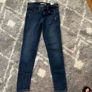 Levi’s 711 skinny jeans, size 27